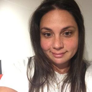 Meet your Posher, Karine